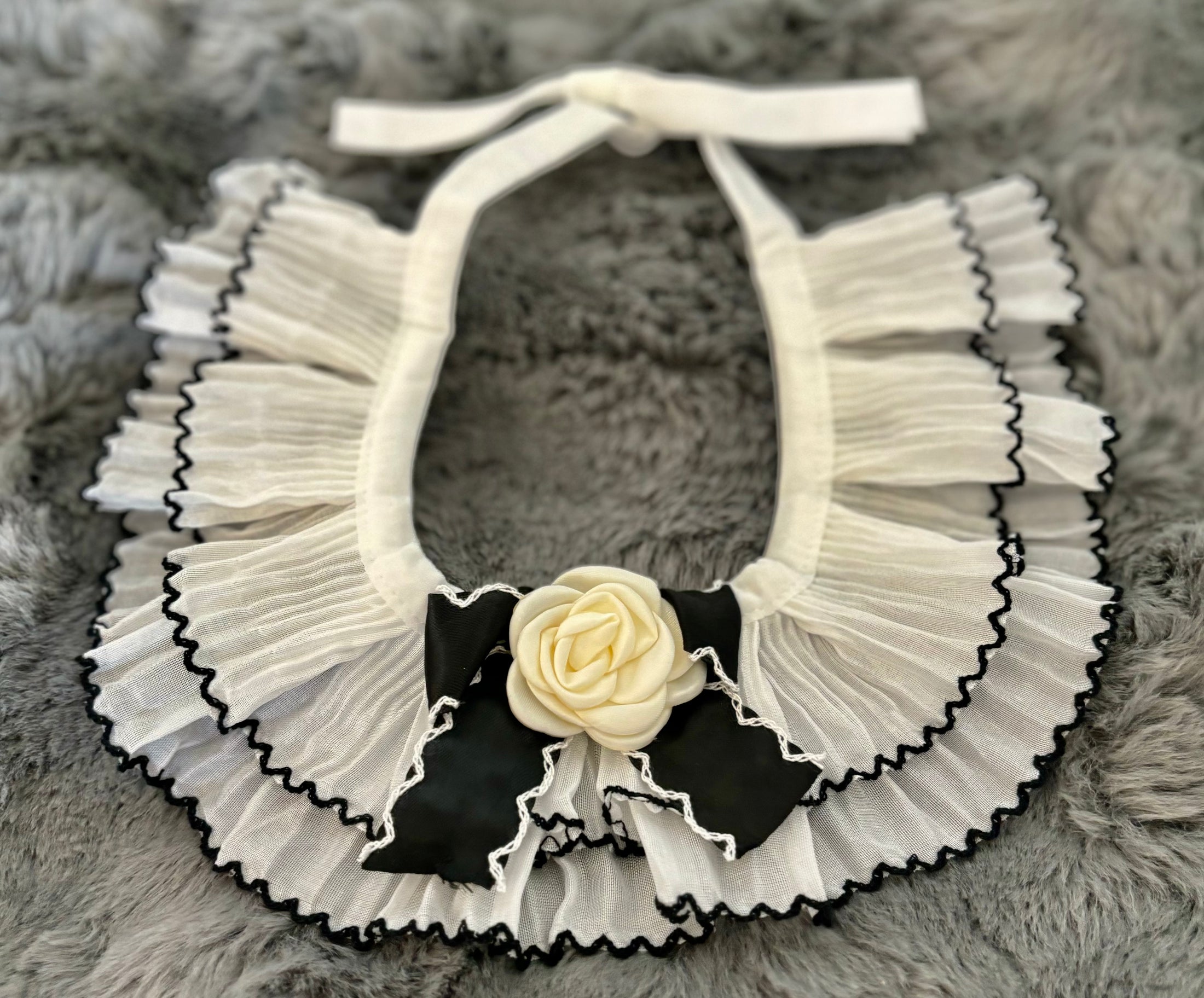 Black & White Flower Bow Dog & Cat Bib