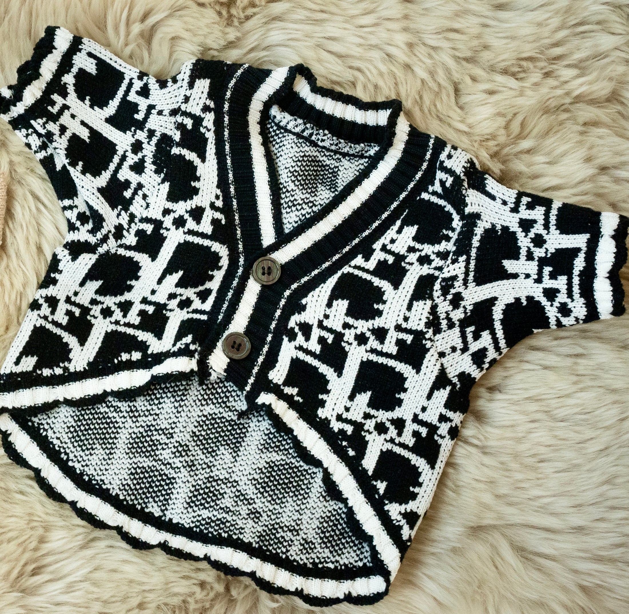 Black & White Luxury Dog Sweater